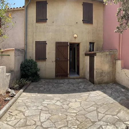 Holiday home Maison A 750m De La Avec Terrasse - 4 Pieces, 8 Couchages, Tv, Parking Inclus, A Saint Pierre La - Fr-1-229d-144 Fleury (Aude)